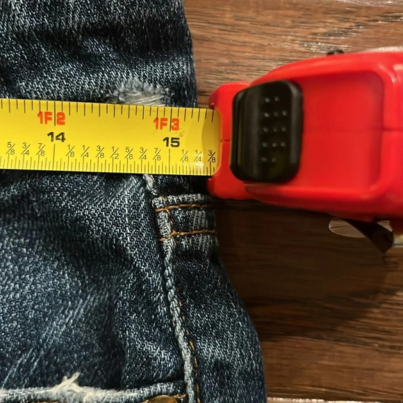 Joe’s Jeans Shorts - Picture 6 of 8